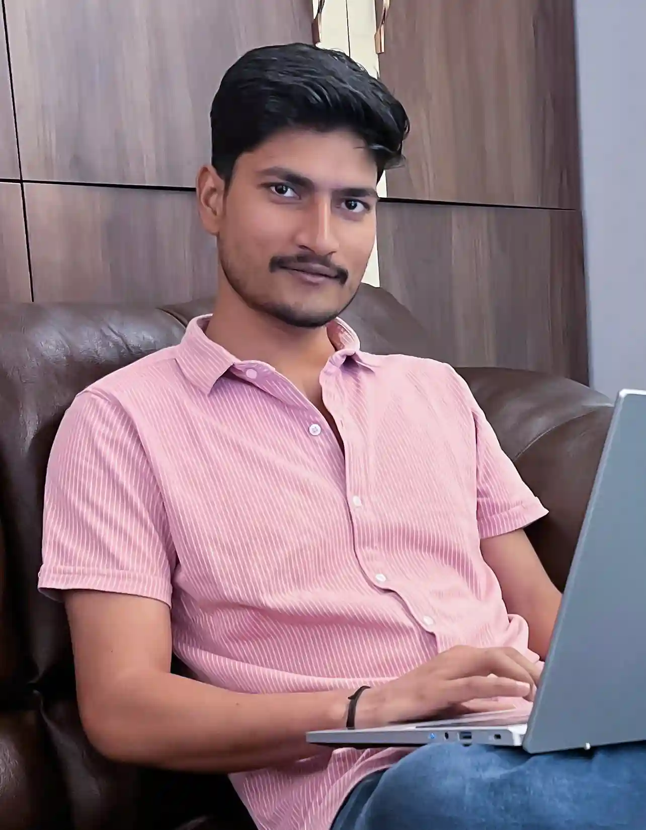 VIKASH RAJ